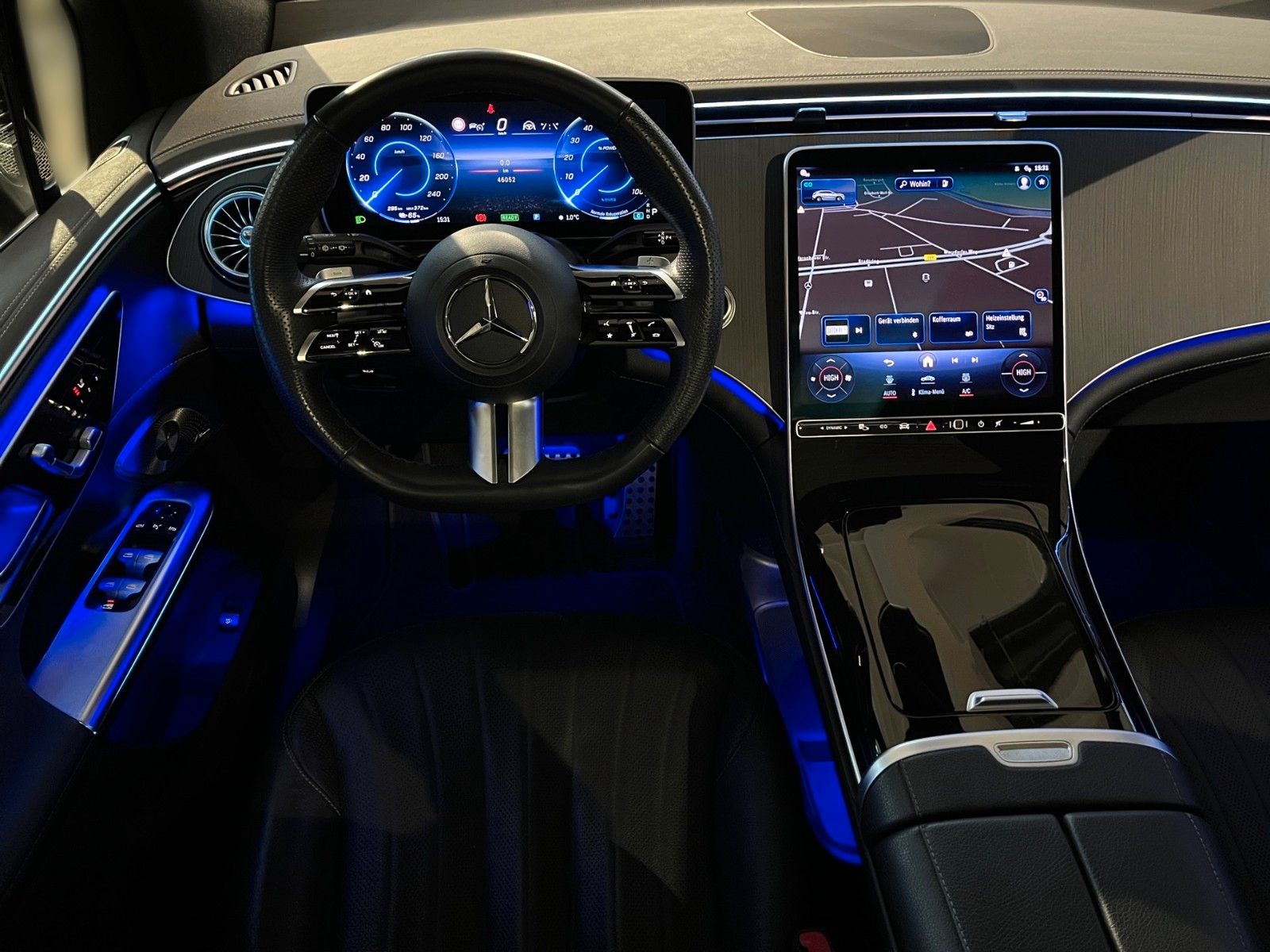 Fahrzeugabbildung Mercedes-Benz EQE 350+ SUV Edition AMG ACC Pano Burm. 4xSitzh.