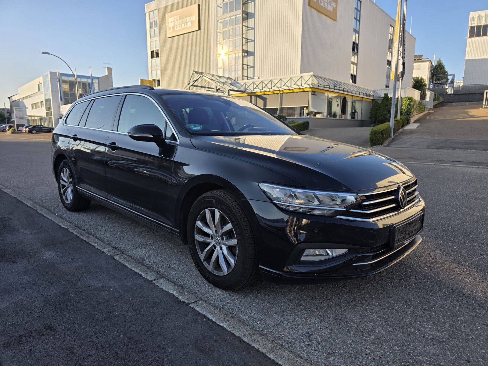 Volkswagen Passat Variant - 1