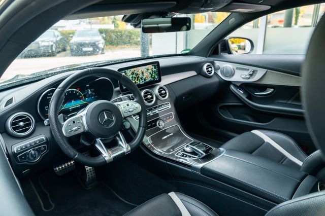 Mercedes-Benz C63S AMG Coupe / BURMESTER/ PANO/ HIGH-END/ 360° Mercedes-Benz C63S AMG Coupe / BURMESTER/ PANO/ HIGH-END/ 360°