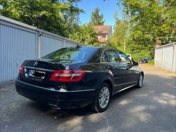 Mercedes E 200 - 6