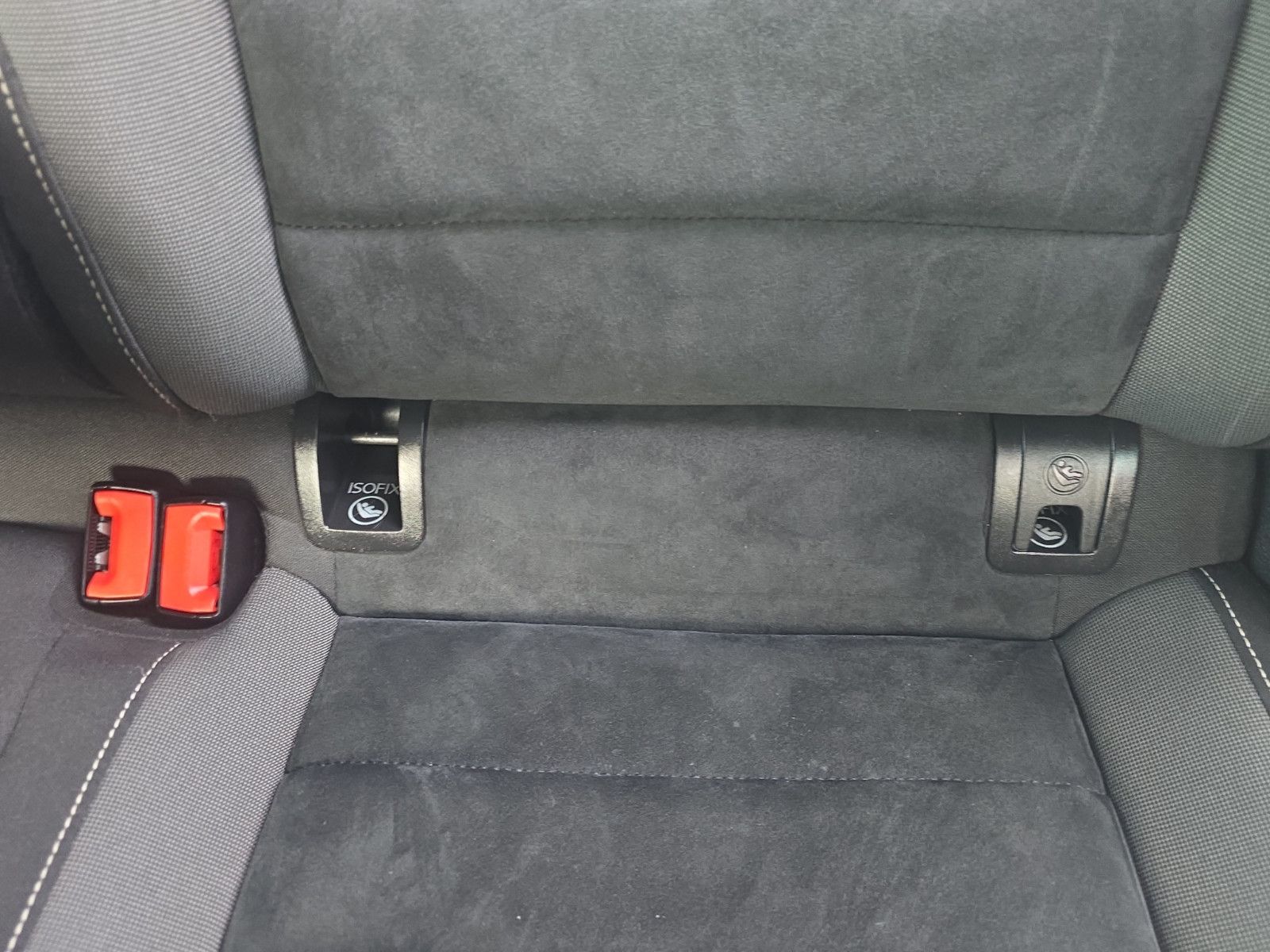 Fahrzeugabbildung Volkswagen Golf VII  Highline BMT/NAVi/PDC/XENON