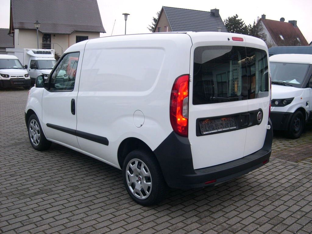 Fahrzeugabbildung Fiat Doblo Kasten CNG+Klima+Regaleinbau