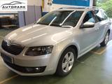 Skoda Octavia Combi Style 1.4TSI 150PS DSG*XENON*AHK - Skoda Octavia Combi Style Gebrauchtwagen