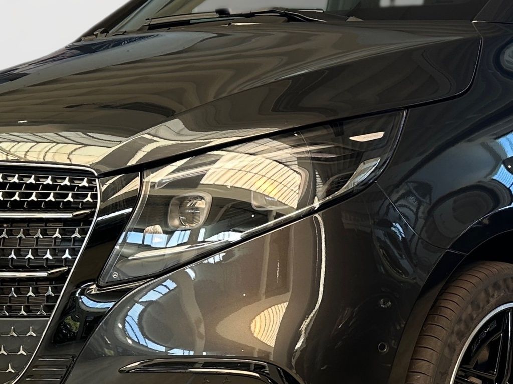 Fahrzeugabbildung Mercedes-Benz V 300 d Style lang 4MATIC Standheizung AHK AUT