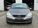 Mercedes-Benz A 170 Navigation*Allwetterreifen*Klimaanlage* - Mercedes-Benz A 170 mit Benzin-Antrieb