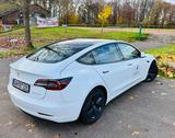 Tesla Model 3 Allrad DualMotor Long Range AHK Garantie - Tesla in Stuttgart