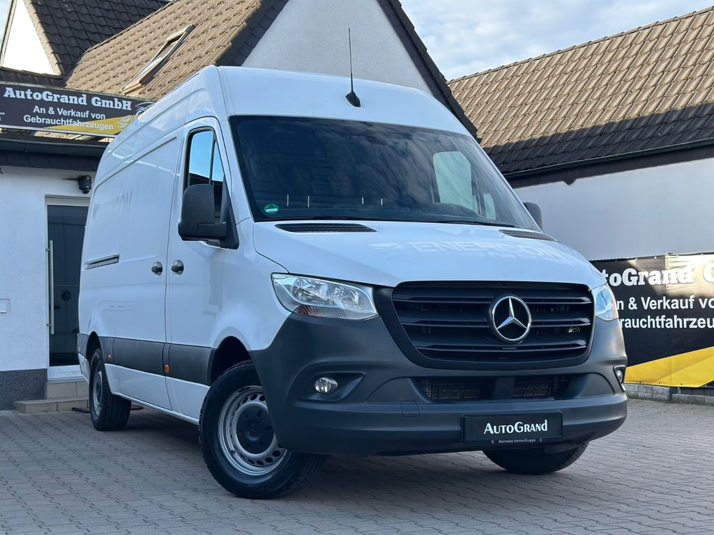 Image of Mercedes-Benz Sprinter