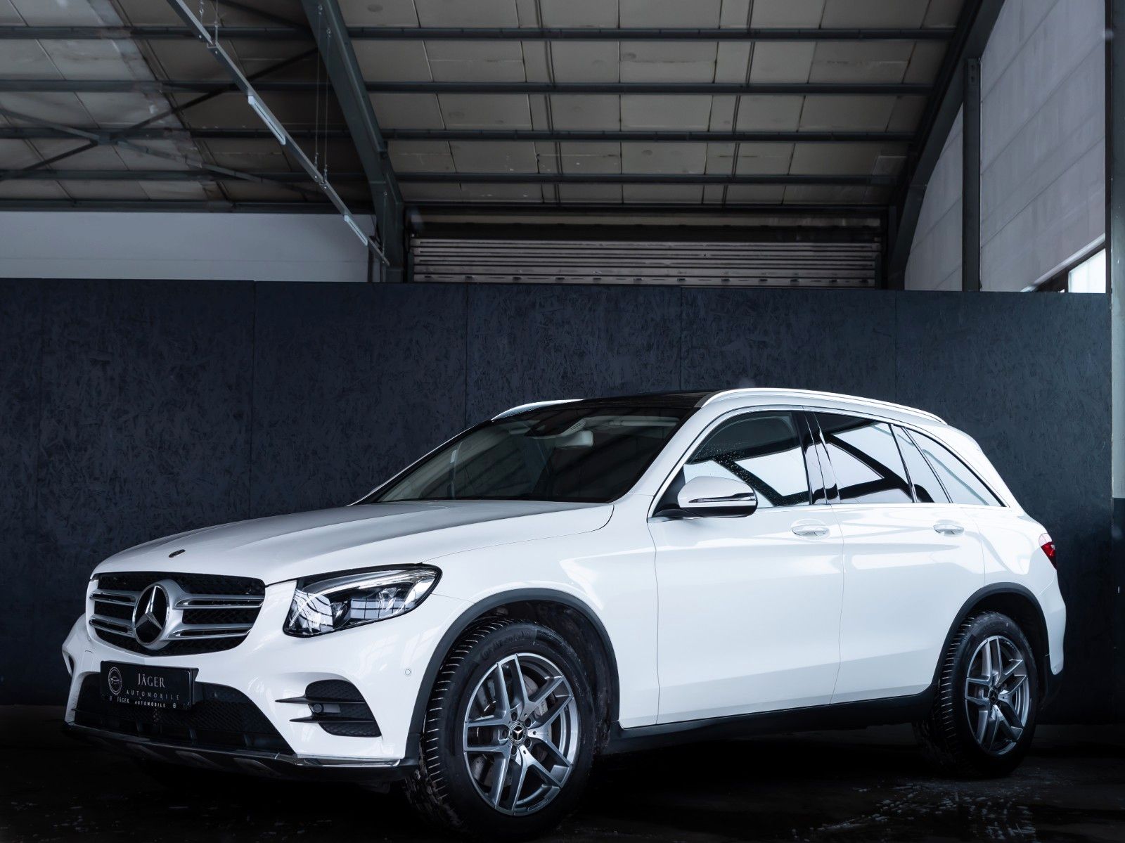 MERCEDES-BENZ GLC 220*4Matic*AMG*BURMESTER*PANO*LED*