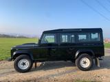 Land Rover Defender 110 TD4 Station Wagon E E - Land Rover Defender aus 2010