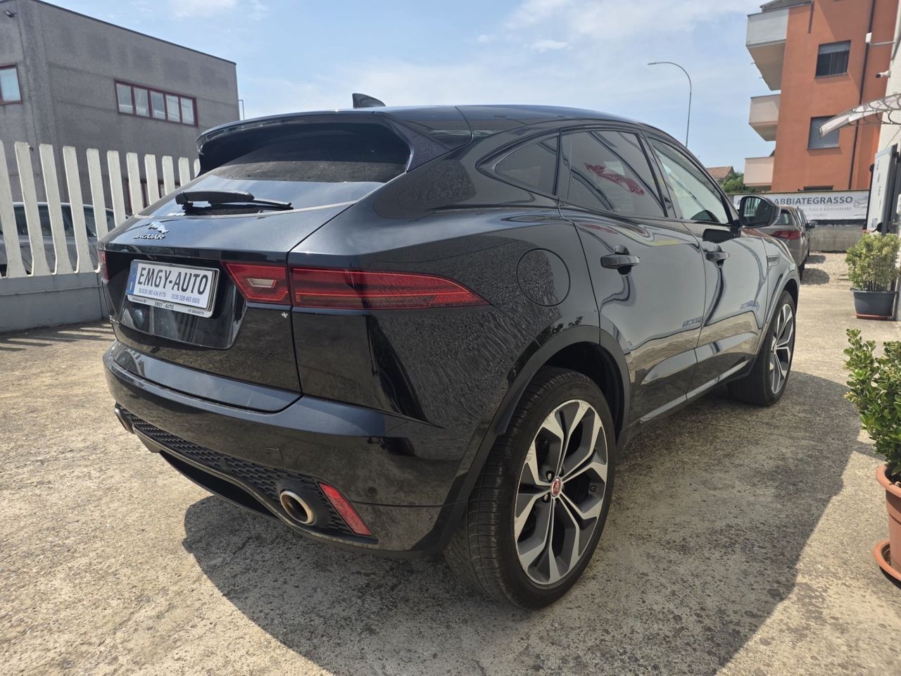Jaguar E-Pace 2.0 249 CV AWD aut. R-Dynamic imagem 3