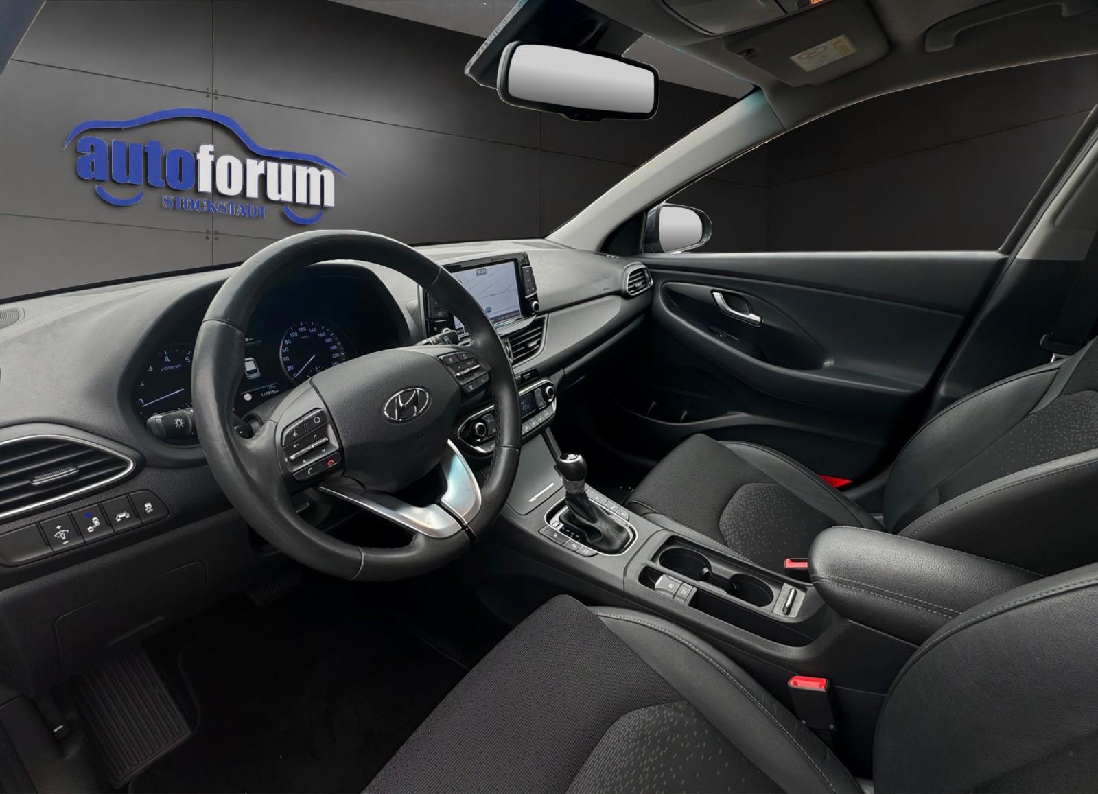 Hyundai i30 cw Premium AUTOMATIK°ACC°NAVI°LED°KAMERA