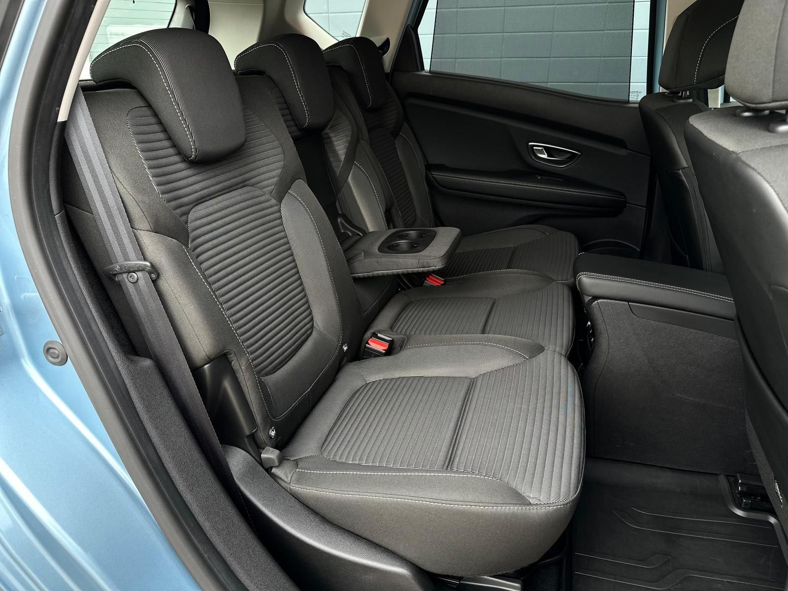 RENAULT Scenic 1.2TCE ENERGY EXPERIENCE* TEMPO#NAVI#KEYL - Image 17