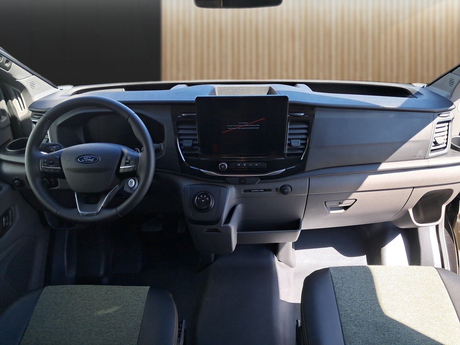 Fahrzeugabbildung Sunlight Adventure T Ford 690L Bi-Xenon Scheinwerfer