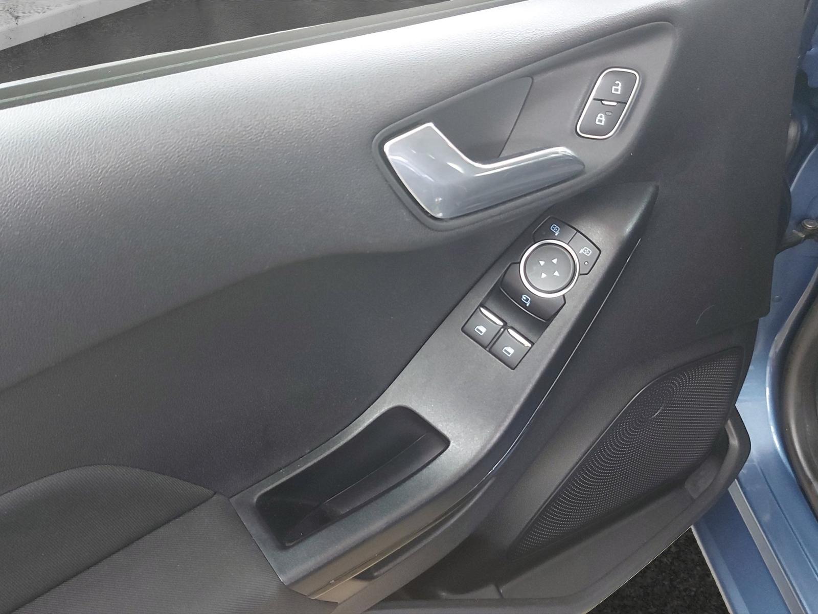 Ford Fiesta Cool&Connect*PDC*LMF*Winter-Pkt.