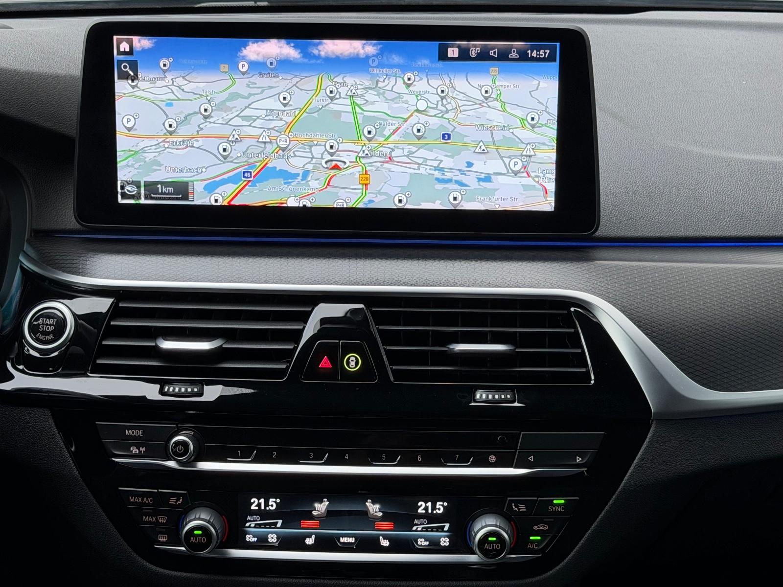 BMW 520dA xD*ACC*M SPORT*PANO*LASER*KAM*HEAD UP*KEY*