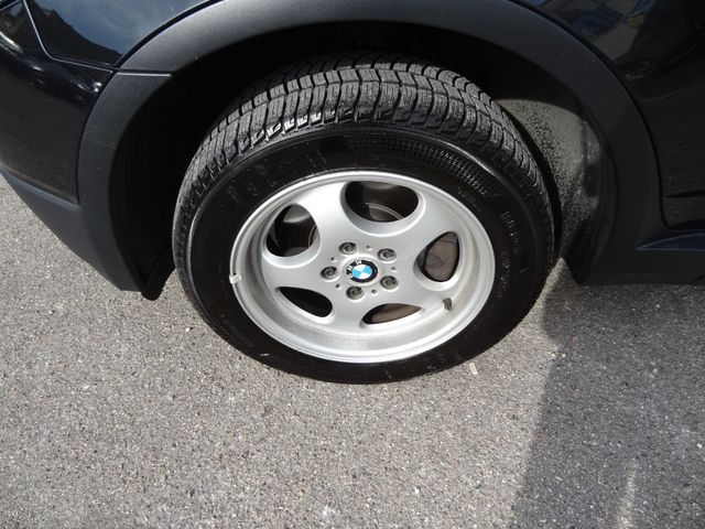 Fahrzeugabbildung BMW X3 2.0d/4x4/2.Hand/SitzH/TopZustand/Alu/