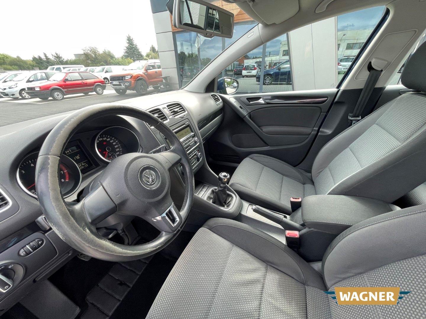 Fahrzeugabbildung Volkswagen Golf VI Comfortline 1.6 Klimaautomatik