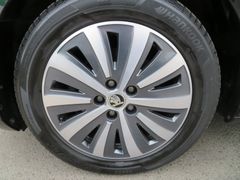 SKODA Superb Combi 2.0 TDI Ambition DSG AHK RFK ACC SKODA Superb Combi 2.0 TDI Ambition DSG AHK RFK ACC