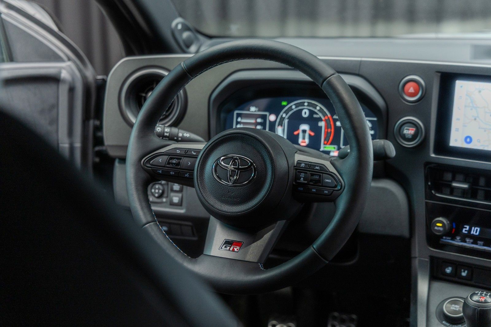 Fahrzeugabbildung Toyota Yaris 1.6-l-Turbo GR Rovanperä Edition