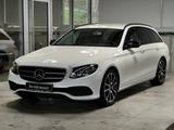 Mercedes-Benz E 220d T Avantgarde AHK LED NAVI+PDC&KAM+CARPLAY - Mercedes-Benz E 220 Gebrauchtwagen in Stuttgart