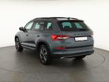 Skoda Kodiaq 2.0 TDI DSG 4x4 Sportline LED 7-Sitzer - Skoda Gebrauchtwagen in Halle