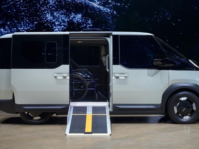 Fahrzeugabbildung Kia PV5 WAV Passenger Rampe Behindertengerecht