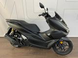 Honda PCX 125 DX - Modell 2025 - sofort verfügbar - HONDA PCX125 DX