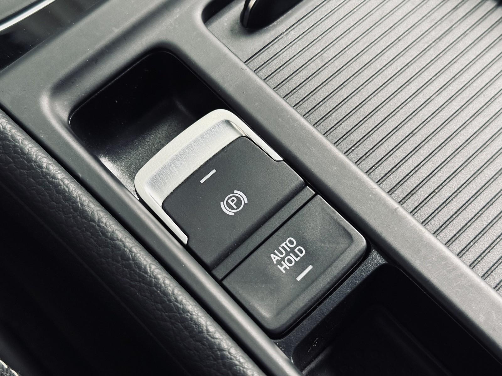 Volkswagen Golf Variant Highline Automatik |AHK|NAVI|KAMER|