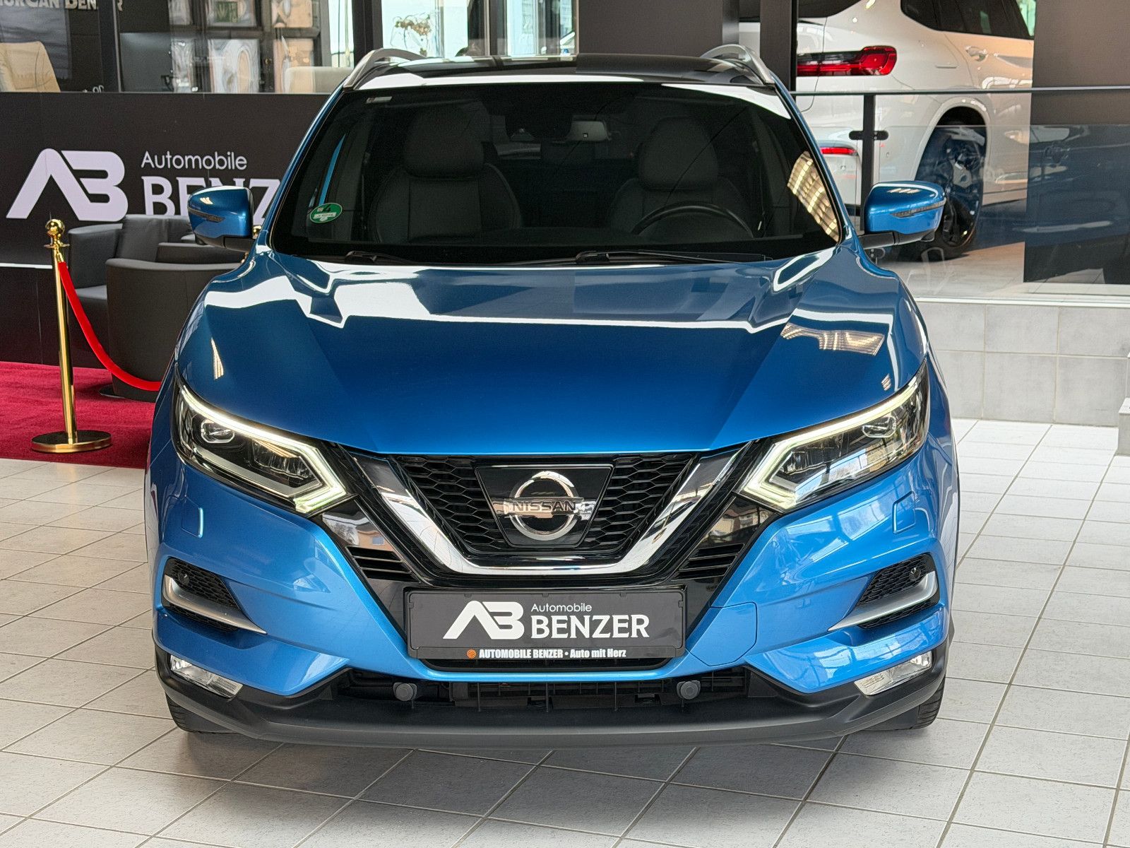 Fahrzeugabbildung Nissan Qashqai Tekna /GLASDACH/360°/MEMORY/NAVI