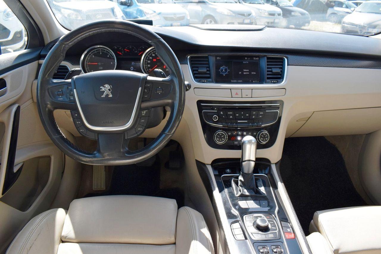 Peugeot 508 2011 — photo 13