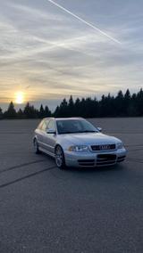 Audi A4 B5 2.8 quattro - Audi A4 aus 1999: 2.8