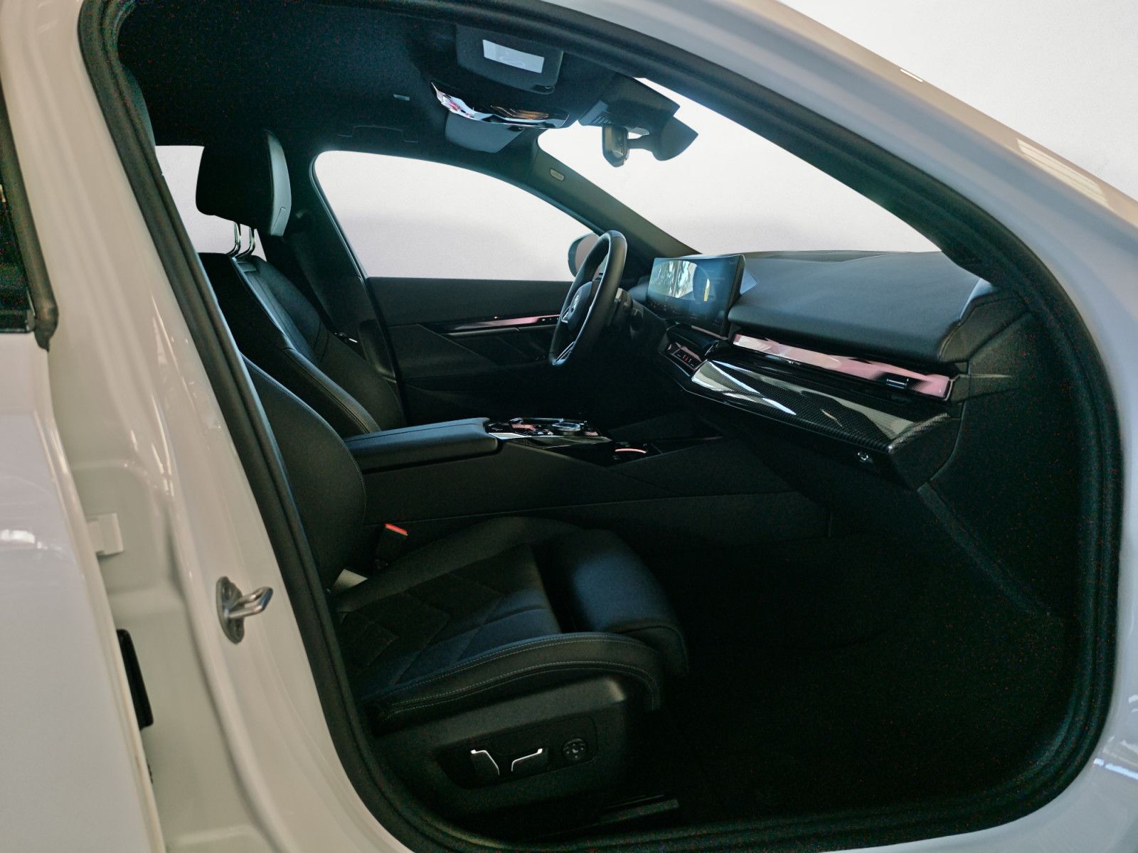 BMW 520i Touring M Sport Standheizung AHK Sitzbelüft foto 12
