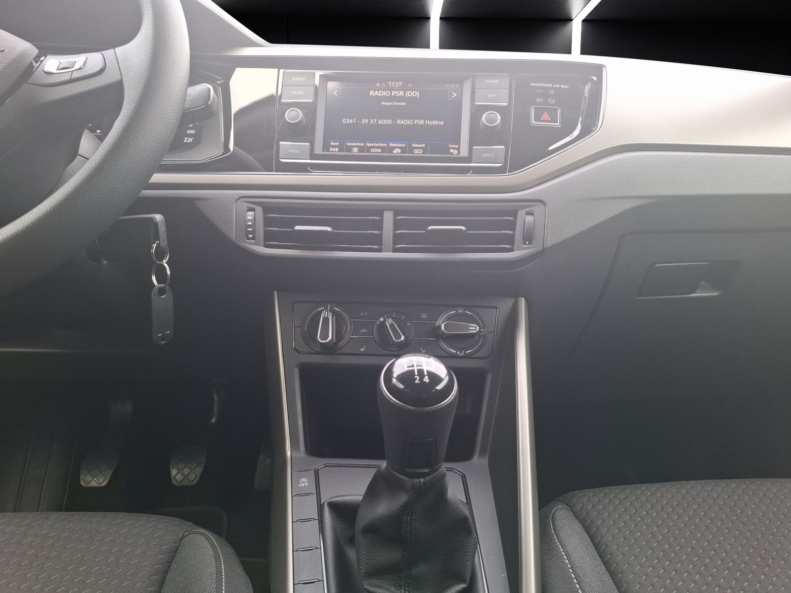 Fahrzeugabbildung Volkswagen Polo Comfortline DAB PDC SH