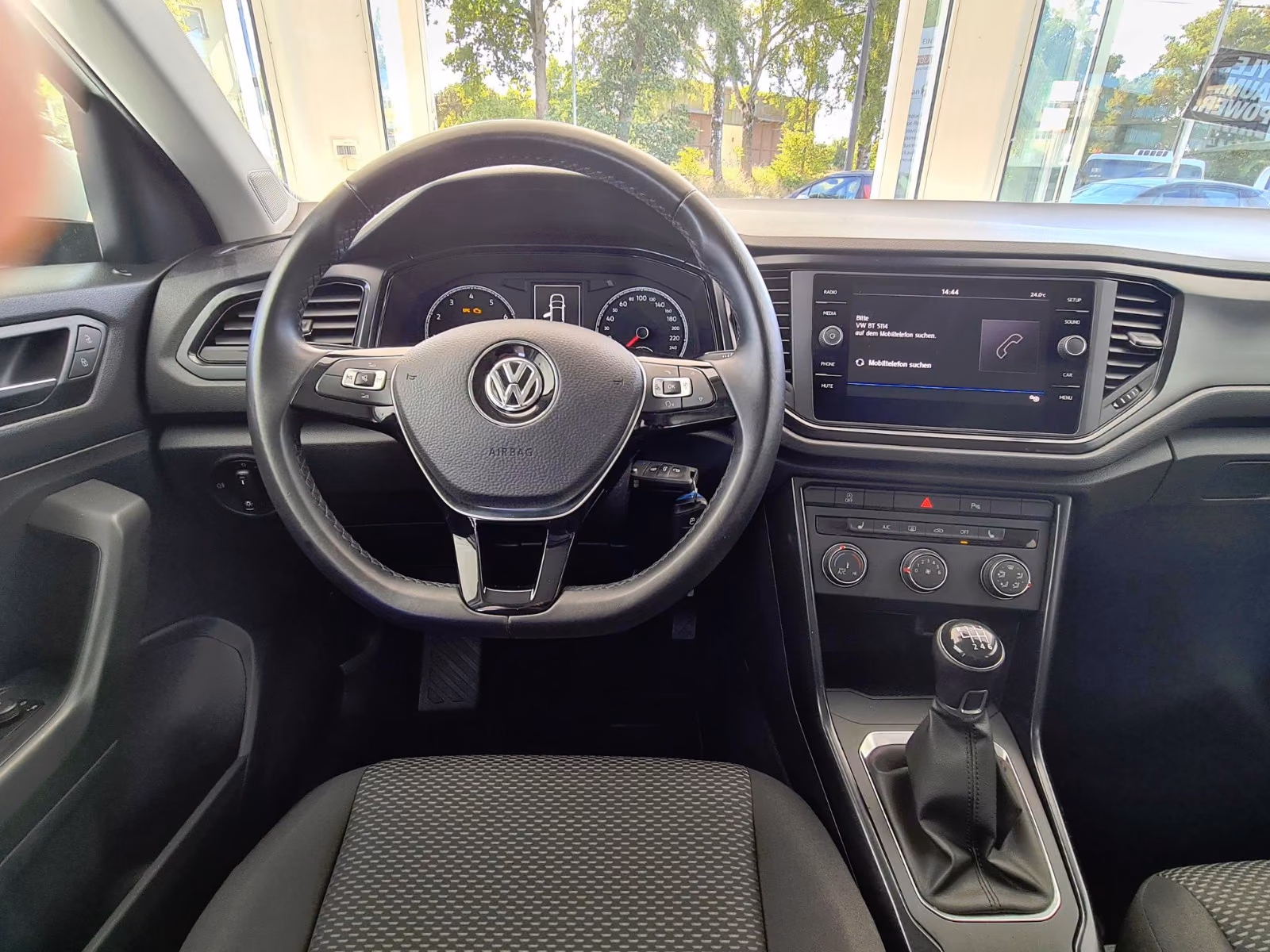 Volkswagen T-Roc 1.5 TSI ACT Sitzheizung PDC vo/hi