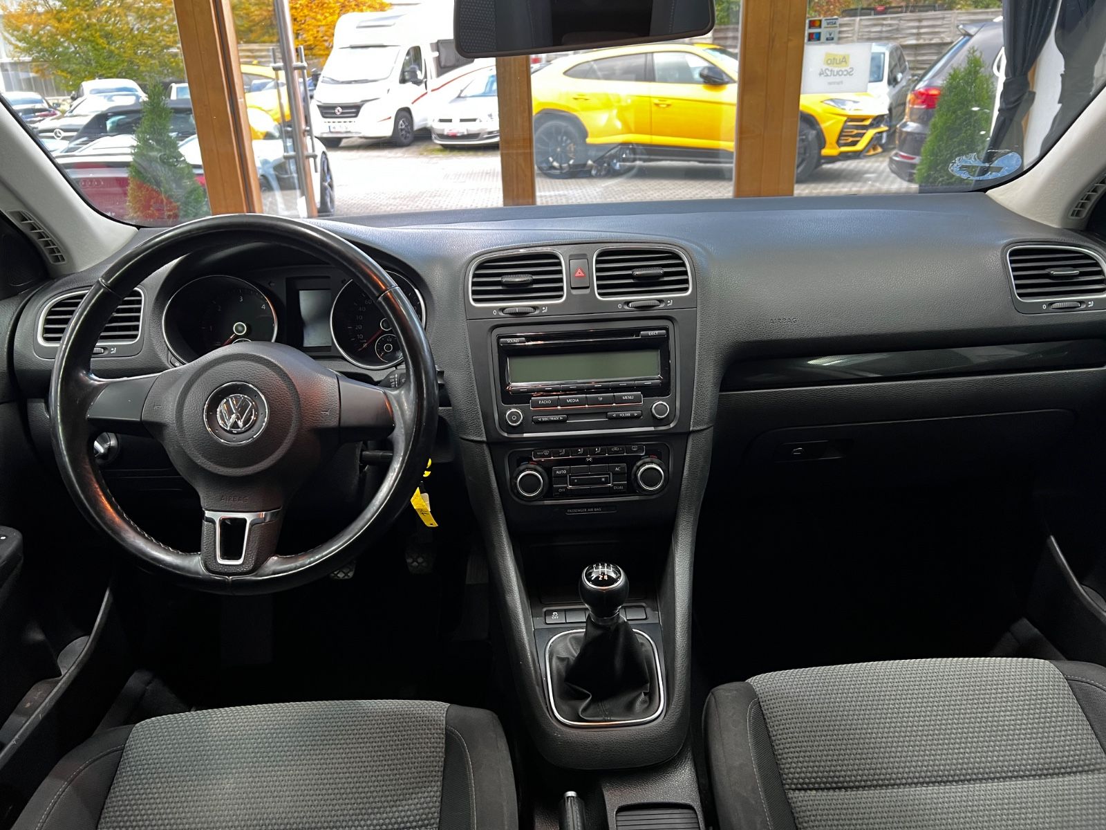 Fahrzeugabbildung Volkswagen Golf VI Variant 1.6 TDI Comfortline*TÜV 02/2026*