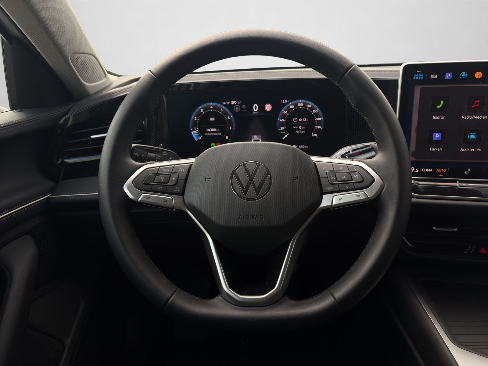Volkswagen Passat Variant - Bild 10