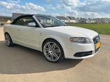 Audi S4 4.2 V8 Tiptronic quattro Cabriolet  - Audi S4 mit Benzin-Antrieb: Cabrio