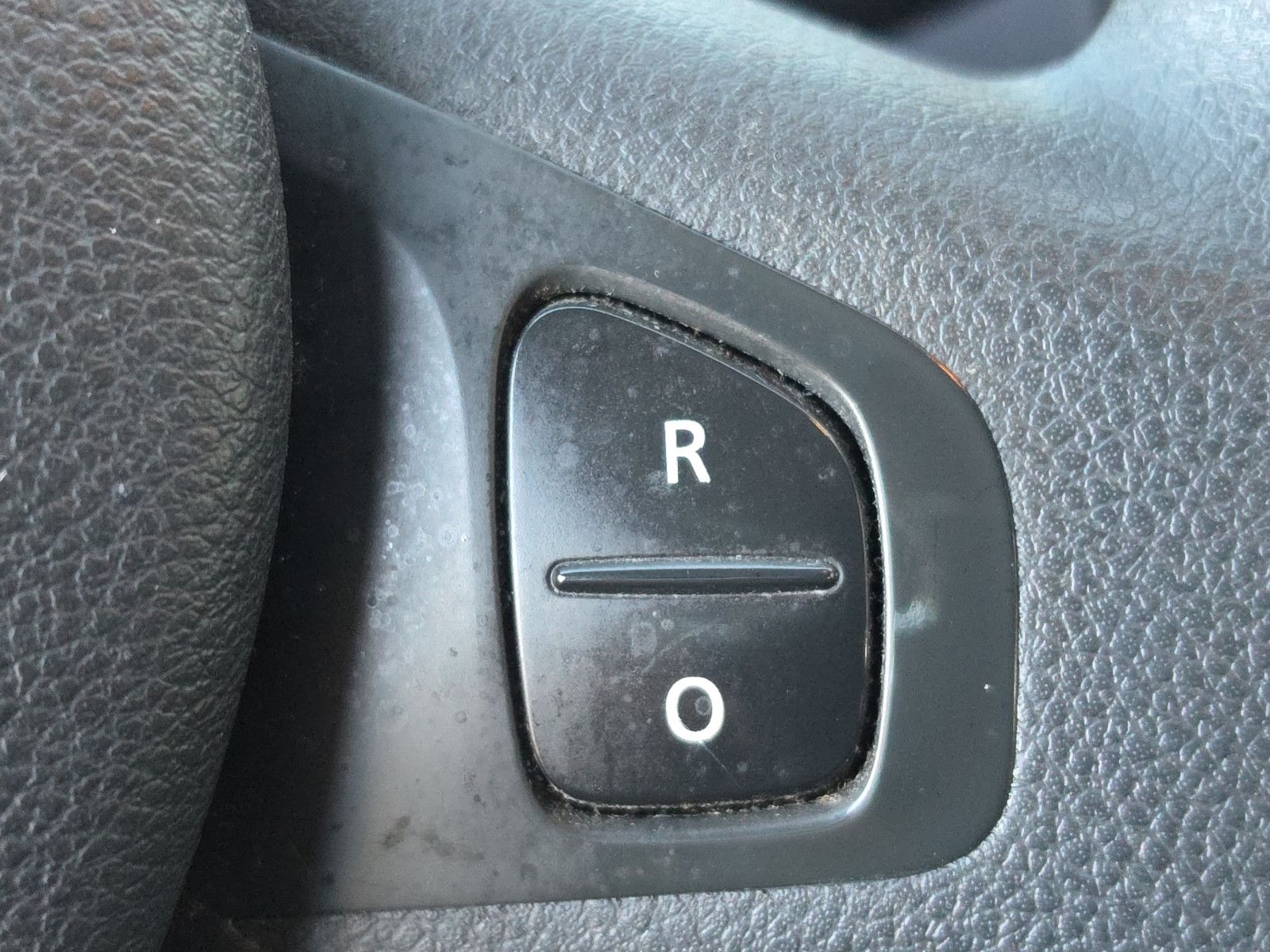 Fahrzeugabbildung Opel Vivaro B Kasten/Kombi Combi L1H1 2,7t 9-SITZER