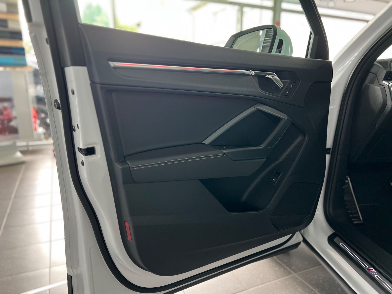 Audi Q3 35 TFSI S line UNGLAUBLICH VIELE EXTRAS foto 16