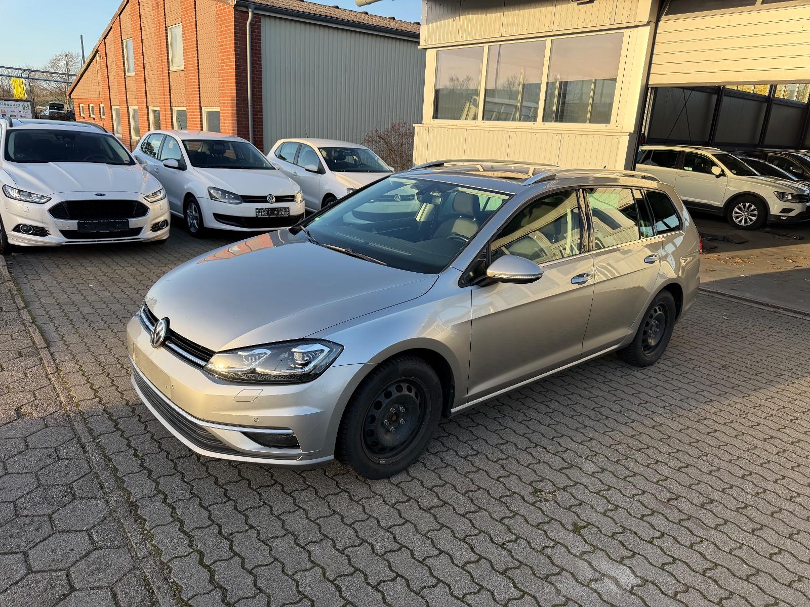 Volkswagen Golf VII Variant Highline Panorama Tüv Neu DSG