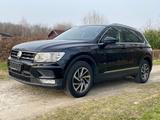 Volkswagen Tiguan Sound 2.0 TDI Automatik Tüv=09/27! 2.Hand - Volkswagen: Sound