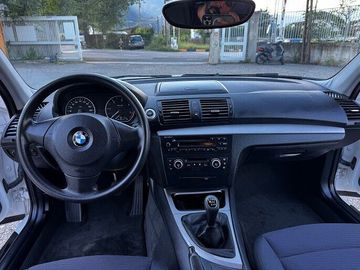BMW 118 - 11