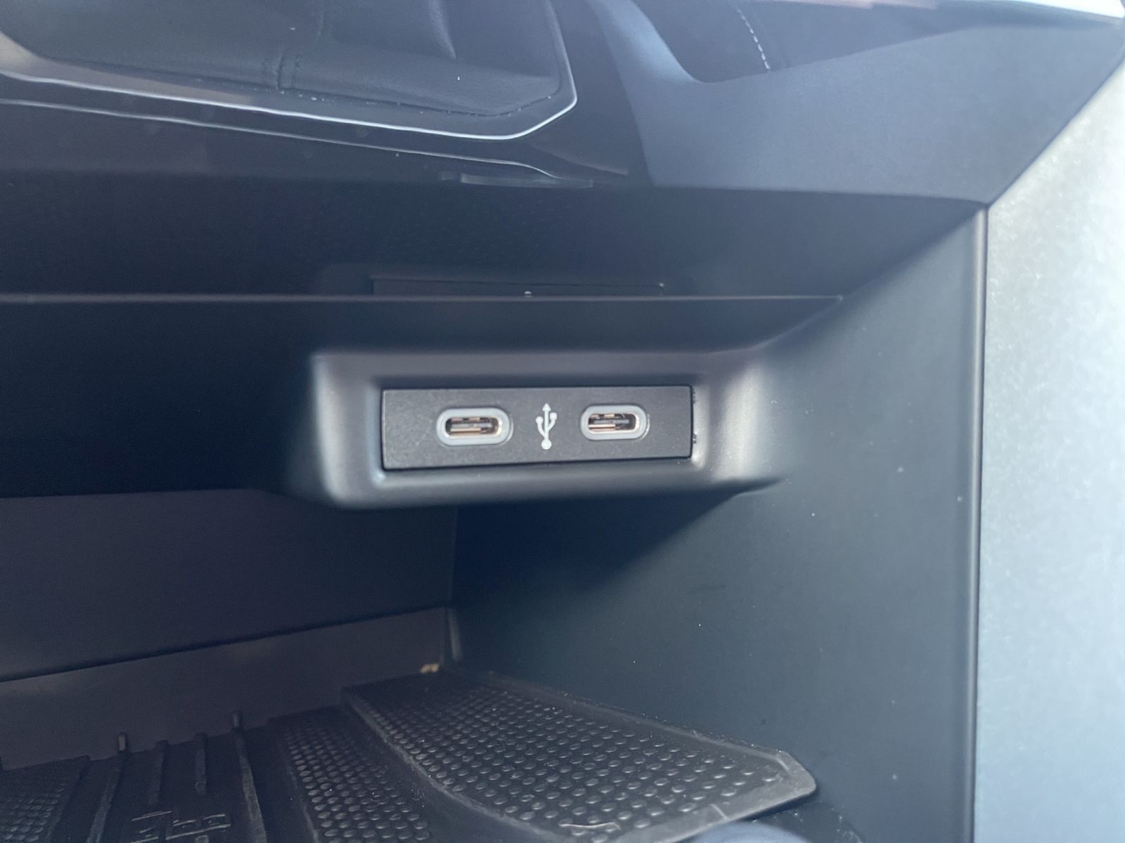 Volkswagen T-Roc - Bild 13