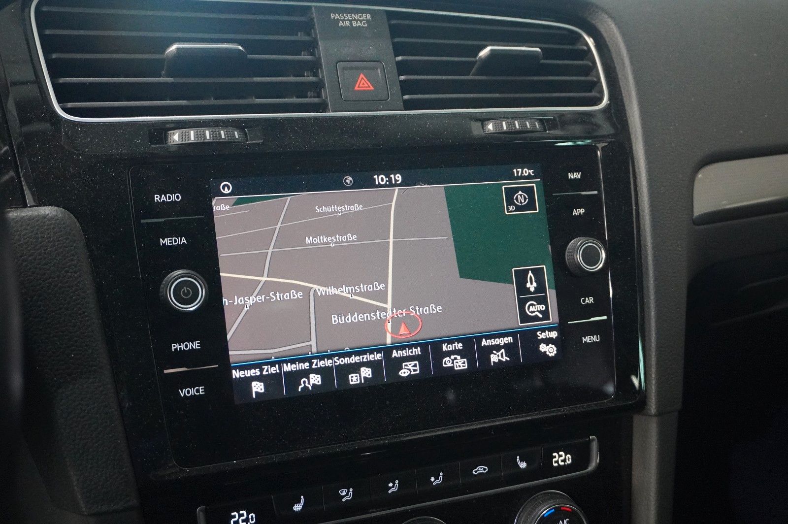 Fahrzeugabbildung Volkswagen Golf VII Lim. 2.0D JOIN NAVI/LED/KAMERA/DYNA./SH