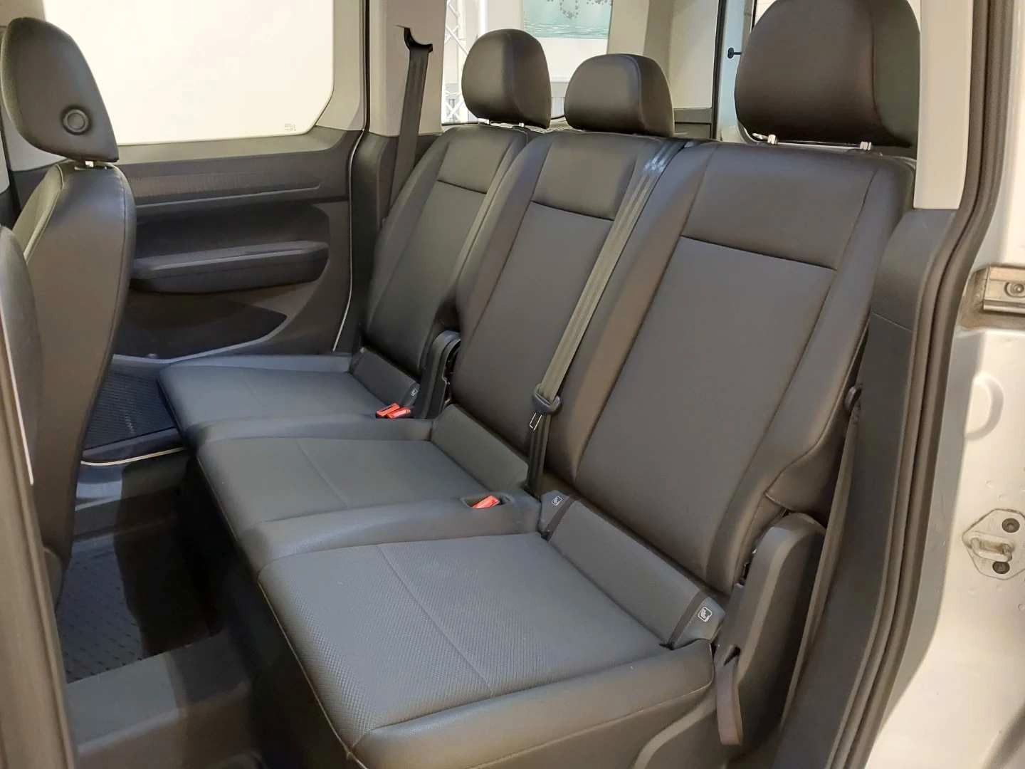 Fahrzeugabbildung Volkswagen Caddy Basis Tempomat 5. Sitzer DAB Leder PDC
