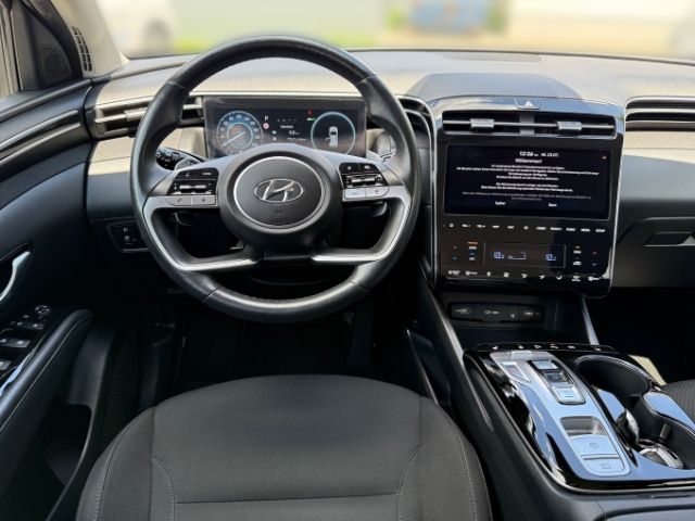 Fahrzeugabbildung Hyundai Tucson Trend Plug-In Hybrid 4WD 1.6 T-GDI +KLIMA