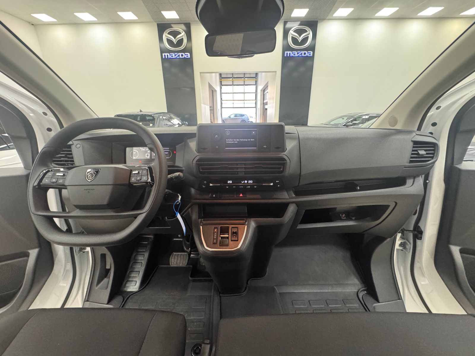 Peugeot Traveller - Bild 9