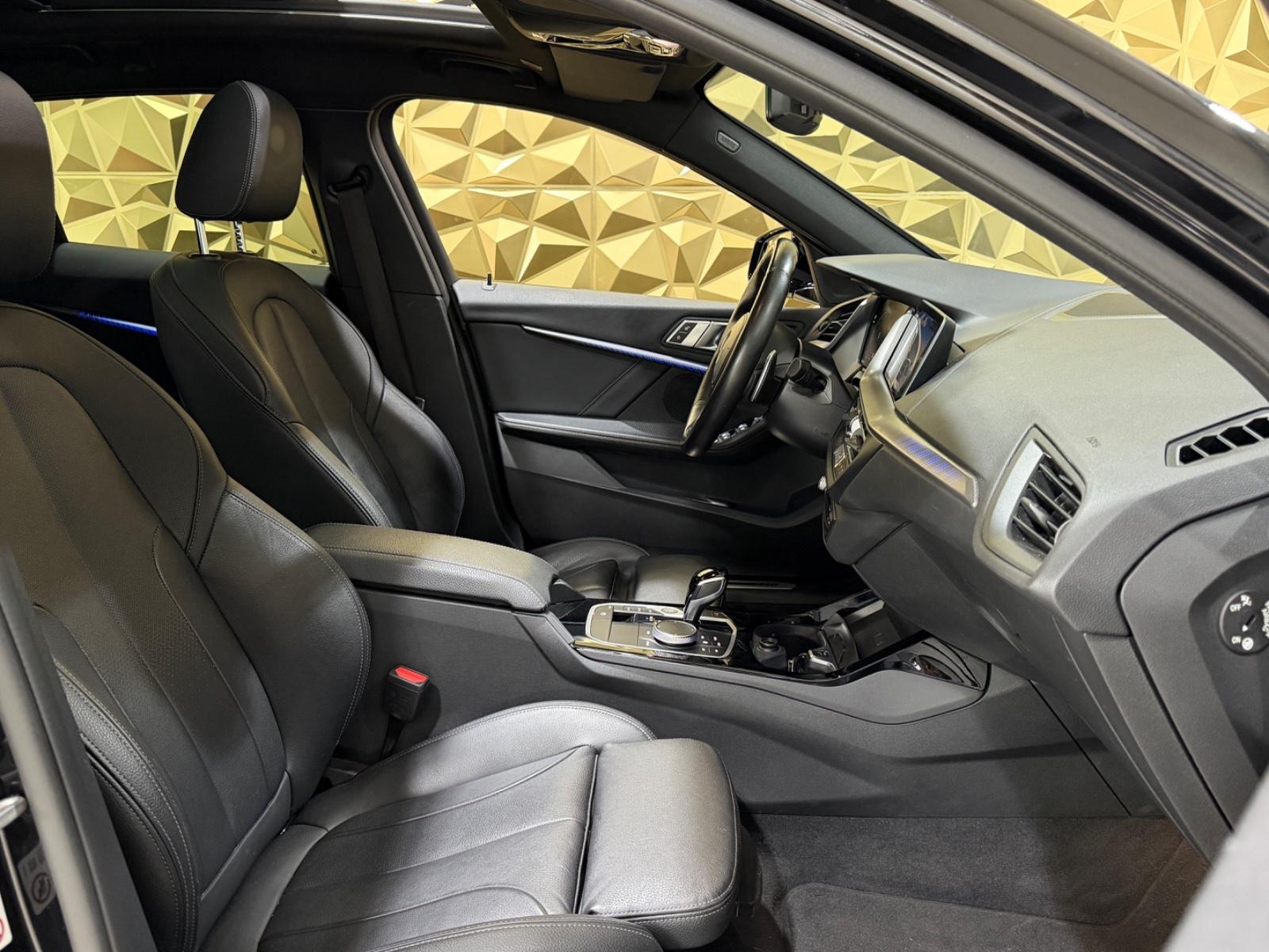 BMW 1 Series d xDrive M-SPORTPAKET AUTOMATIK PANORAMA LED, миниатюра 4