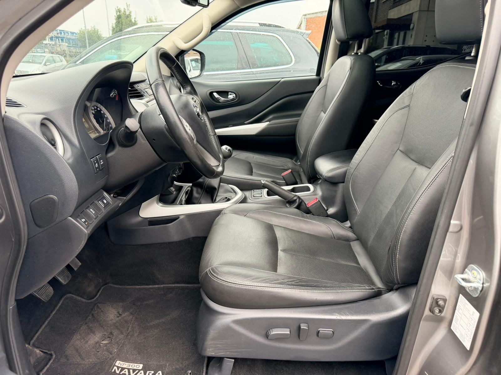 Nissan NP300 Tekna Double Cab4x4/RostFrei/360Kam