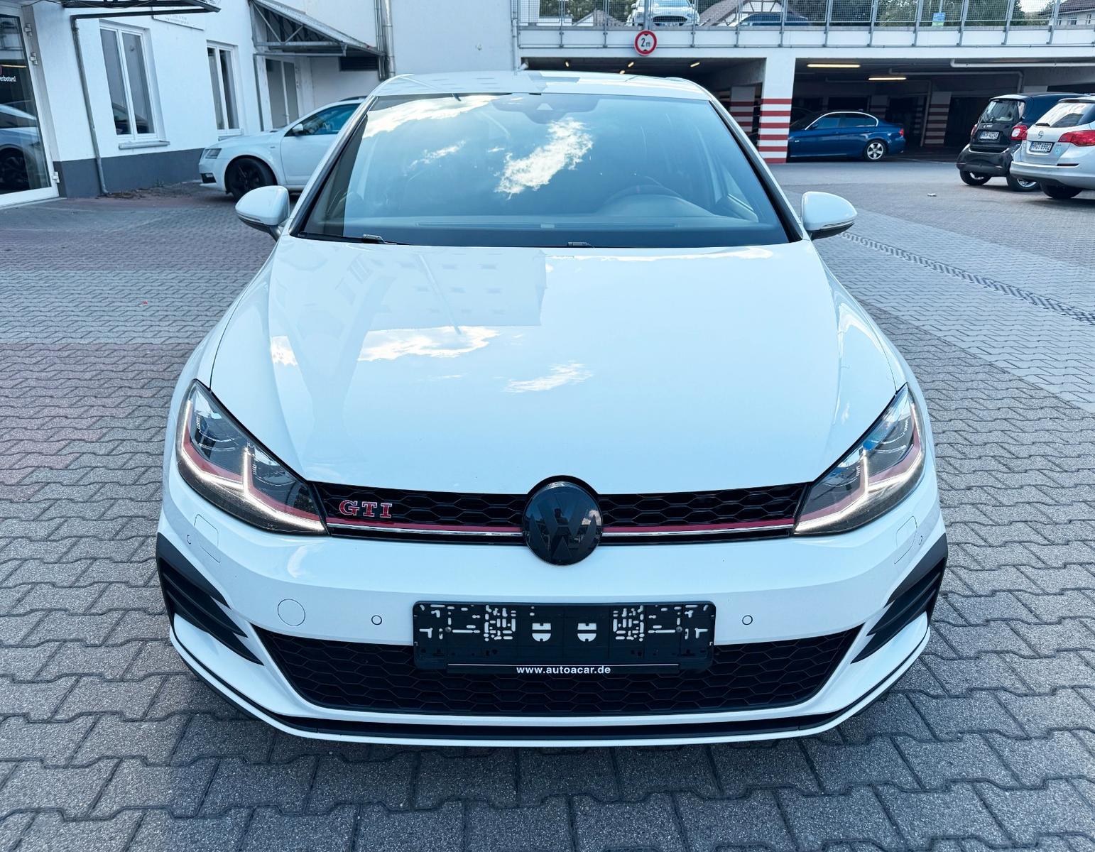 Volkswagen Golf VII Lim. GTI Performance DSG Top Zustand